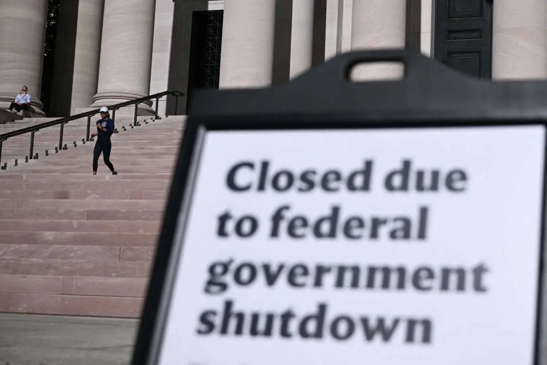 Σπάει ρεκόρ το shutdown στις ΗΠΑ: 36 ημέρες χωρίς συμφωνία με τον Τραμπ στο τιμόνι