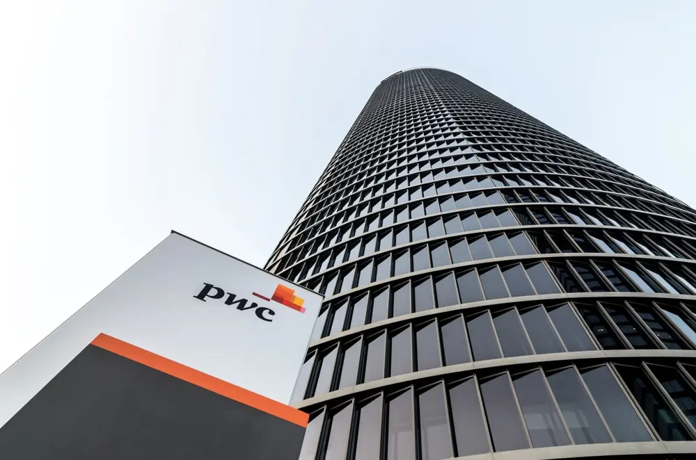 Πρόστιμο μαμούθ στην PWC Ηνωμένου Βασιλείου για «ανεπαρκείς» λογιστικούς ελέγχους