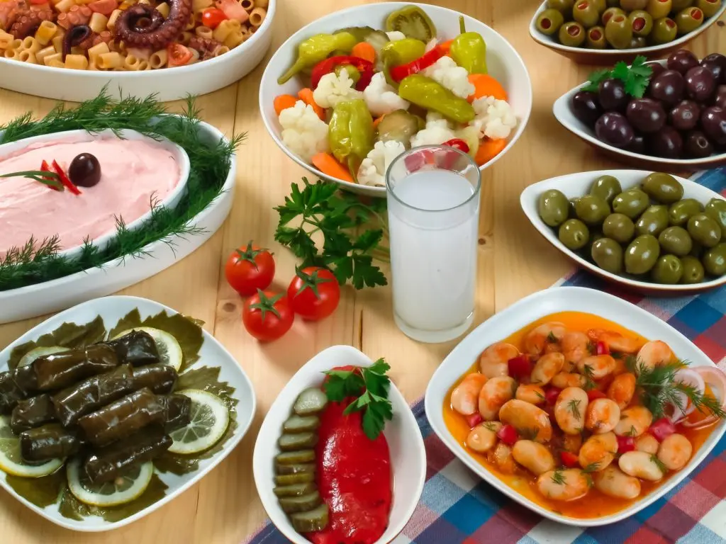 Πόσο θα κοστίσει το τραπέζι της Καθ. Δευτέρας - Αναλυτικά οι τιμές