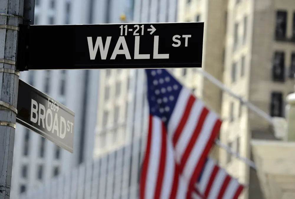 Wall Street: Βουτιά με το 
