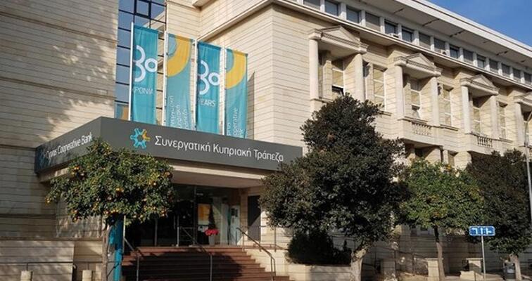 Γύρω-γύρω όλοι, στη μέση η… Ελληνική