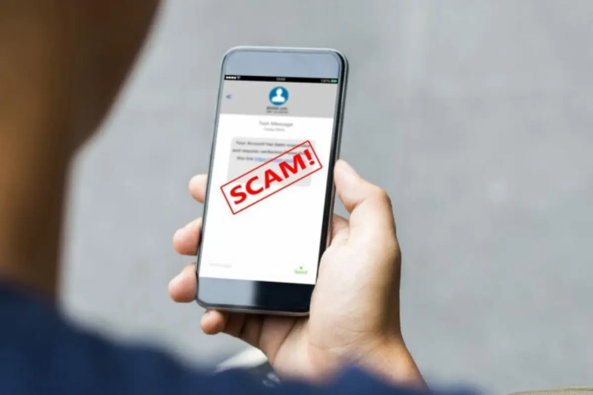 Πάφος: Του πήραν €17.000 μέσα από SMS για «πρόστιμο» των €85
