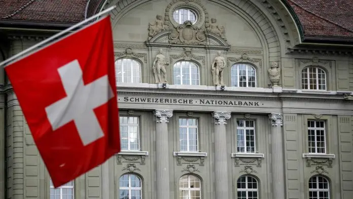 SNB: Προχωρά σε μείωση επιτοκίων για να φρενάρει τα κέρδη του ελβετικού φράγκου