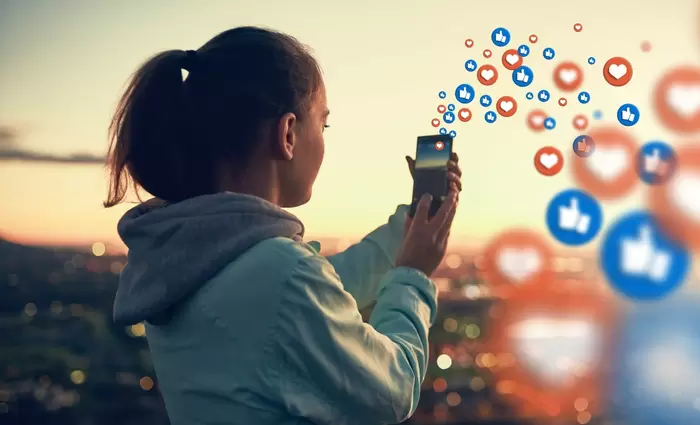 Στο εδώλιο οι γίγαντες των social media – Καταθέσεις ειδικών «καίνε» τις πλατφόρμες