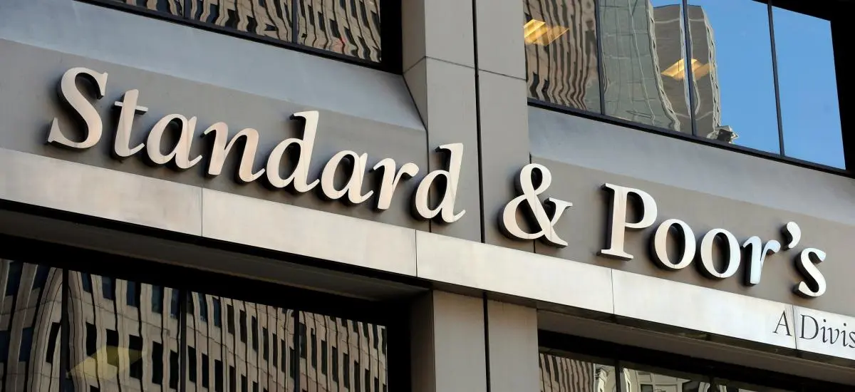 S&P: Αναπτύσσεται σε σταθερά επίπεδα η οικονομία της Κύπρου