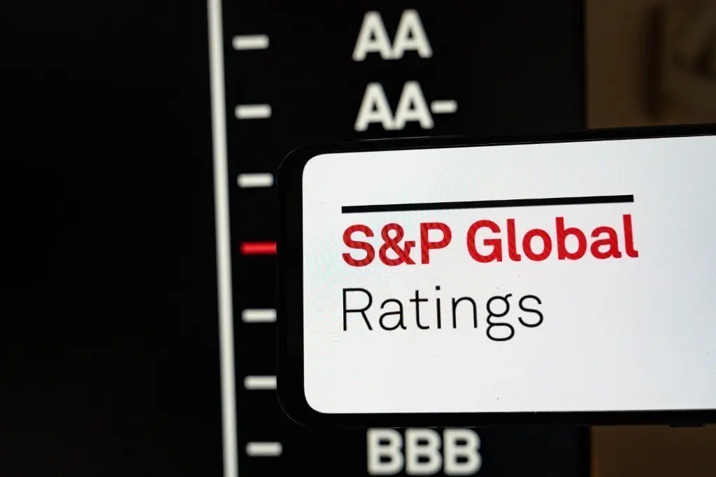S&P: Ελλάδα και Κύπρος μπαίνουν στο 2026 με ισχυρή ανάπτυξη - Aδύναμος κρίκος τα εξωτερικά ελλείμματα