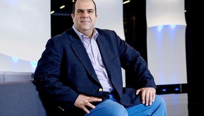 «Ντελιβεράς» o Στέλιος Χατζηιωάννου - 4 νέες 