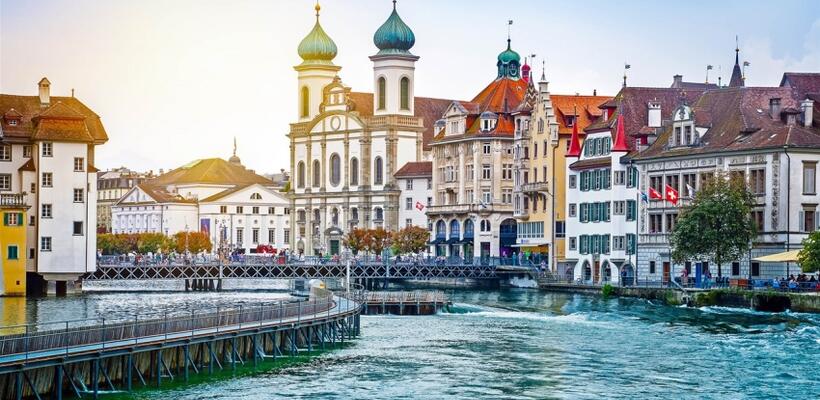 Ελβετία: Προσφέρει υποτροφίες για μεταπτυχιακές, διδακτορικές και μεταδιδακτορικές σπουδές