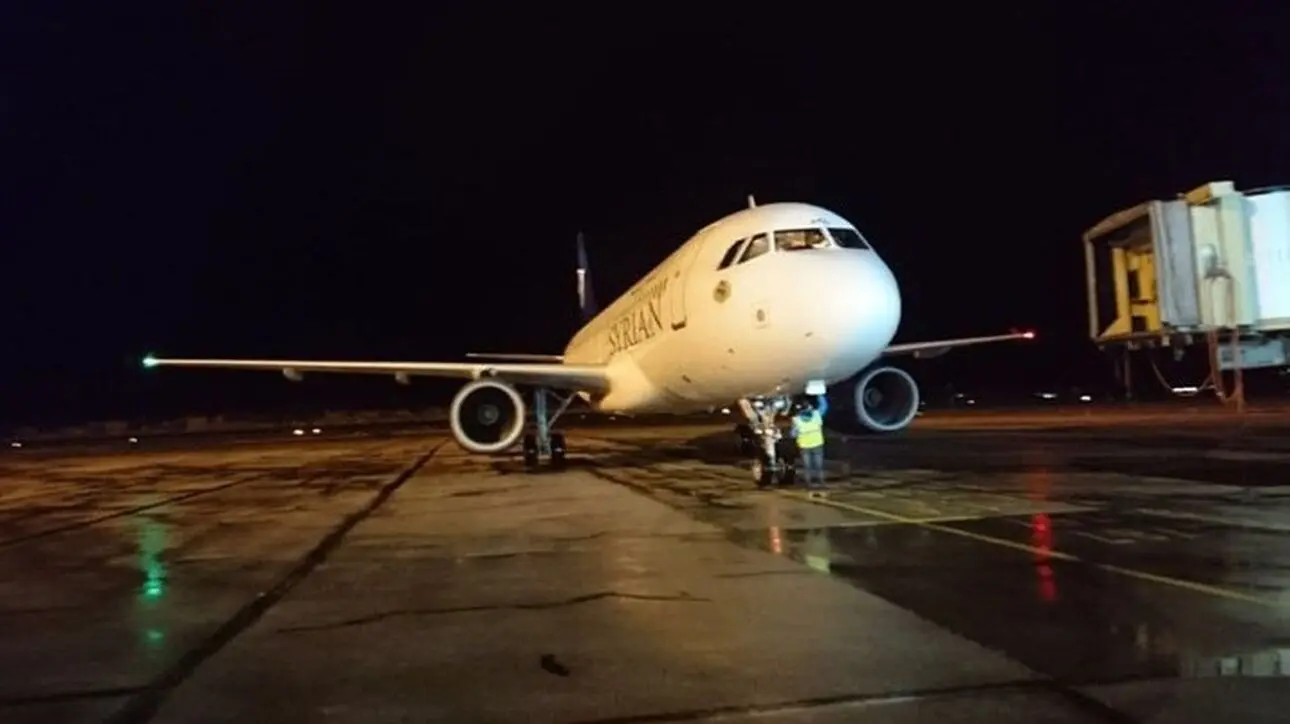 Αεροπορική επιδρομή του Ισραήλ θέτει εκτός λειτουργίας το αεροδρόμιο στο Χαλέπι