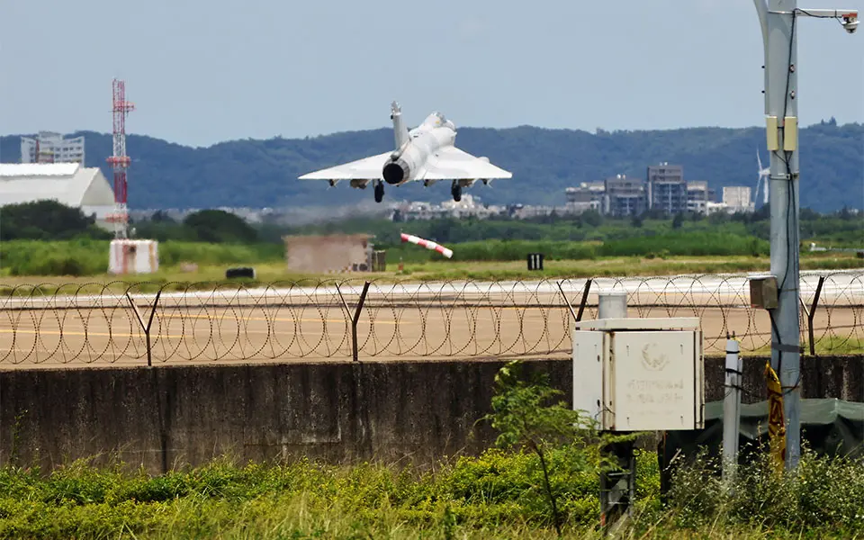 Αποκαθίστανται σταδιακά οι πτήσεις στην Ταϊβάν