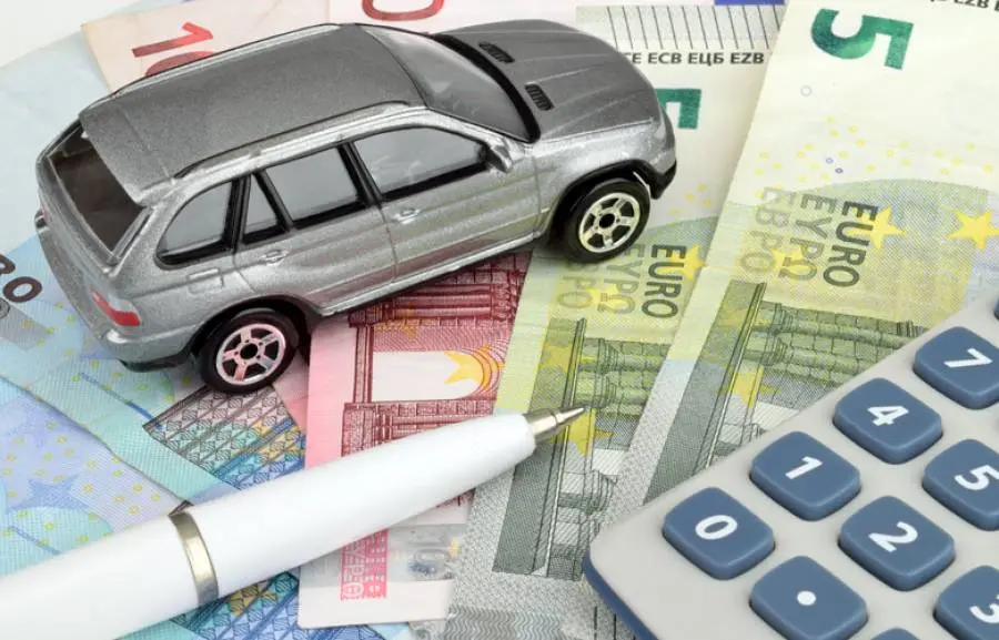 Στη Βουλή σήμερα τα νέα τέλη κυκλοφορίας