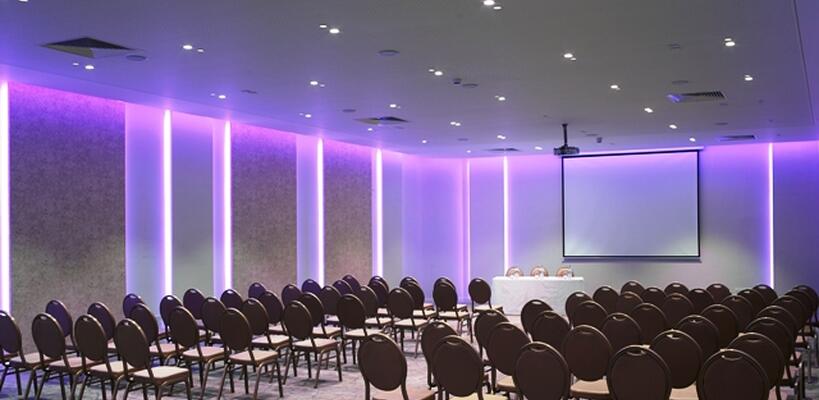 Επαγγελματικός τουρισμός στα ξενοδοχεία της Louis Hotels