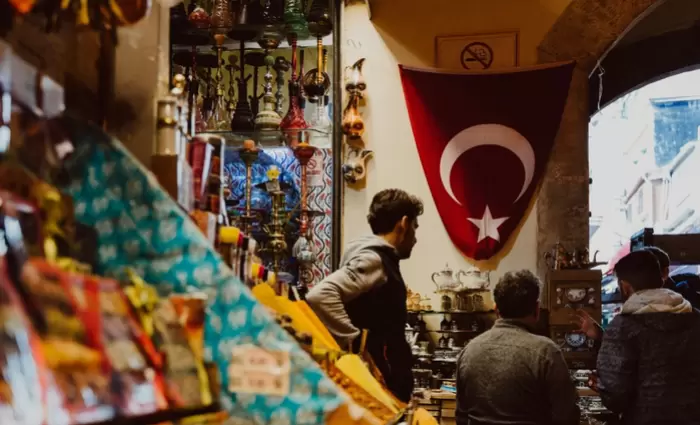 Τουρκία: Βαρύ πλήγμα για τις επιχειρήσεις το επιτόκιο δανεισμού στο 50%