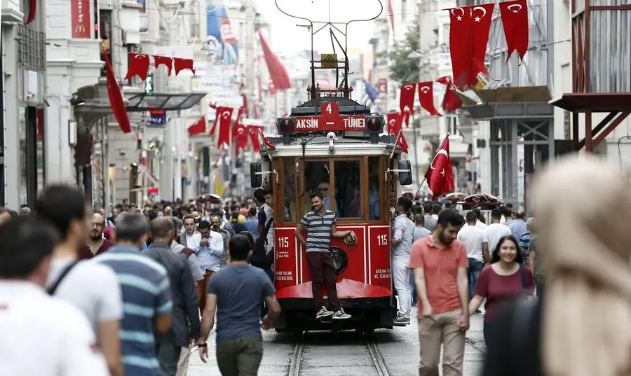 Κινήσεις πανικού από τον Ερντογάν - Αυξάνει τον κατώτατο μισθό στην χώρα