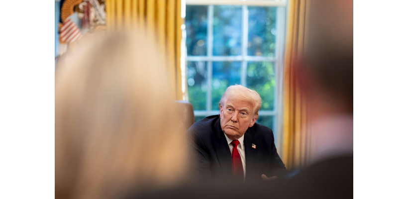 Ο Τραμπ σπέρνει σύγχυση στις αγορές – Ύφεση δείχνουν τα ομόλογα, σε ρεκόρ οι μετοχές