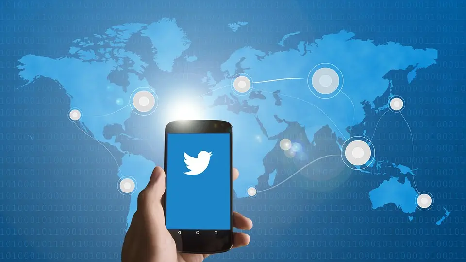 Twitter: Για ποιο λόγο μπλόκαρε 6.000 λογαριασμούς;
