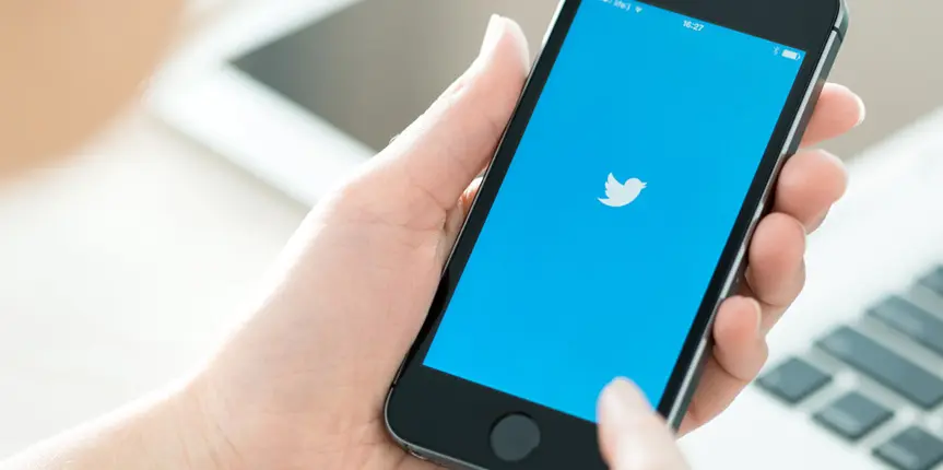 Twitter: Βάζει τέλος στις γυμνές φωτογραφίες σε μηνύματα