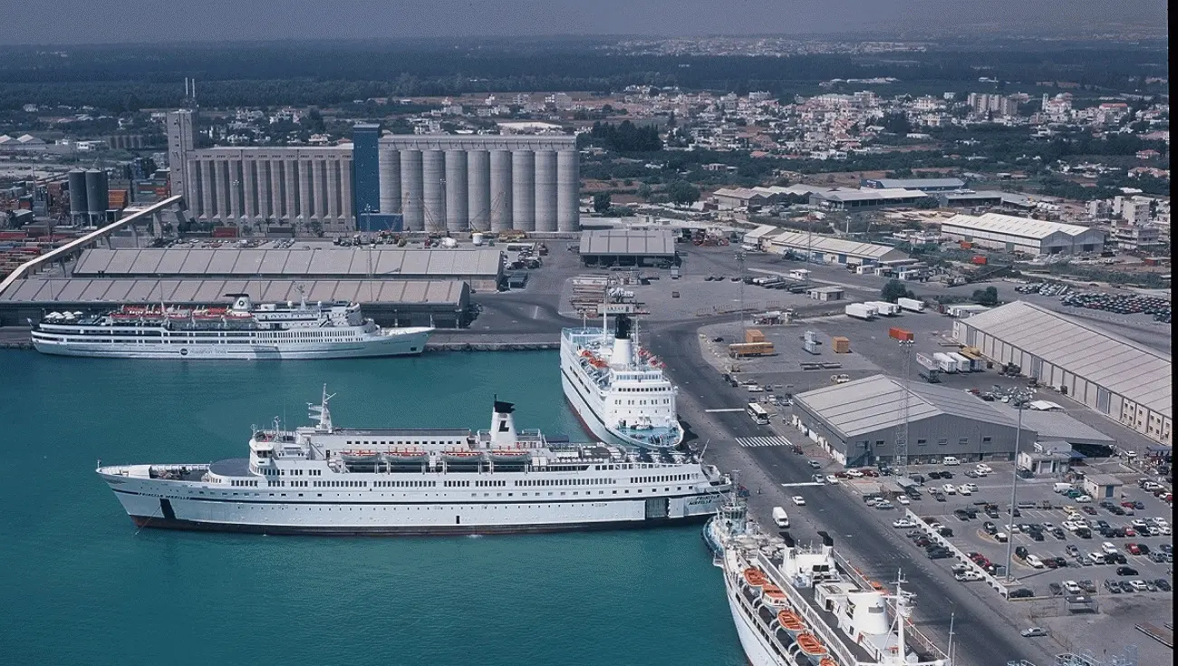 Η ΟΕΒ χαιρετίζει την παραπομπή σε διαιτησία της διαφοράς στα Λιμάνια