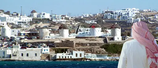 Σε ποια ελληνικά νησιά προσγειώνονται τα 