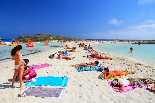 Πόσα είναι τα χαμένα έσοδα για Αγία Νάπα και Πρωταρά