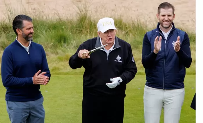 Κρυπτονομίσματα: Στο $1 δισ. η χασούρα της οικογένειας Τραμπ από τις διακυμάνσεις στην αγορά