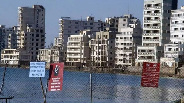 Προσφορές για αναστήλωση ξενοδοχείων στο Βαρώσι, επίσκεψη Τατάρ
