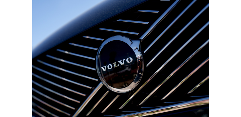 Volvo: Απώλειες $1 δισ. το β’ τρίμηνο, πτώση 12% στις λιανικές πωλήσεις