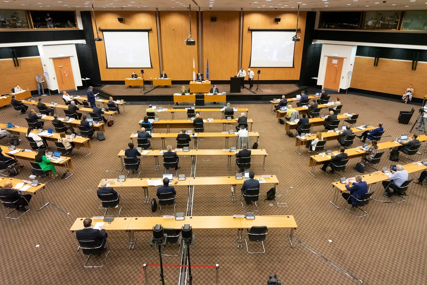 ΕΒΕ Λευκωσίας: Όχι στην μετακίνηση της Βουλής στο Κέντρο