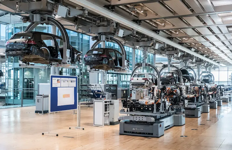 «Καμπανάκι» της VW για ενεργειακό μπλακ άουτ στα εργοστάσια παραγωγής