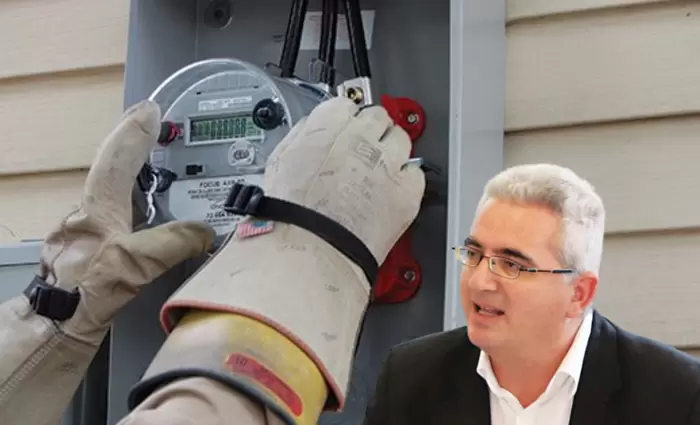 Έξυπνοι μετρητές: Η ΑΗΚ γνώριζε, ο κίνδυνος παραμένει - Προειδοποιεί ο Χατζηγιάννης