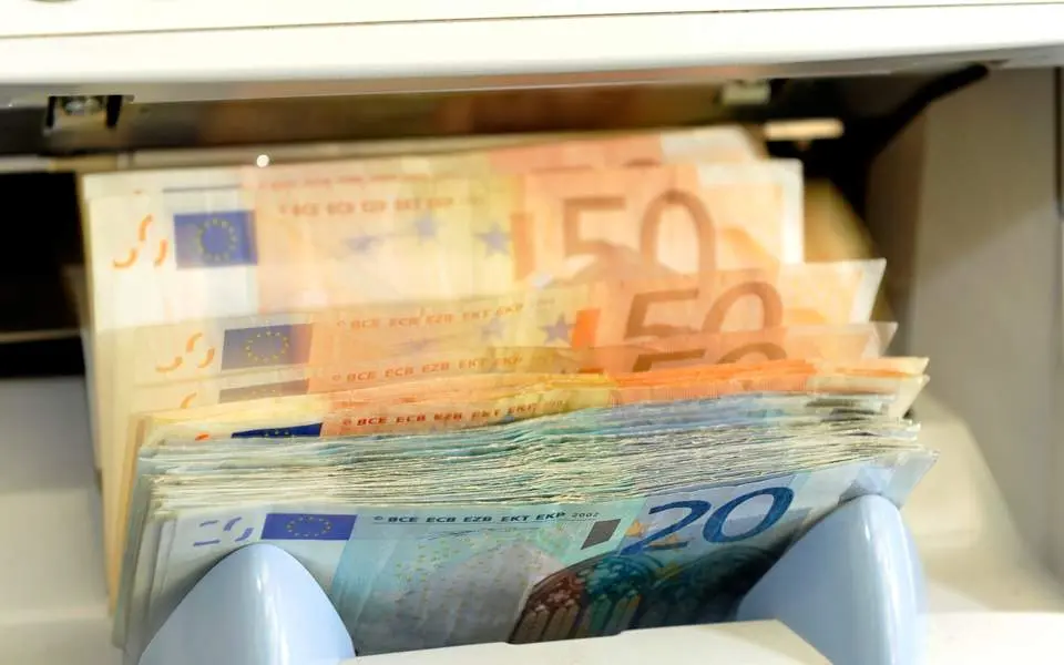 ΕΚΤ: Κατέβασαν ταχύτητα τα επιχειρηματικά δάνεια το πρώτο τρίμηνο (γράφημα)