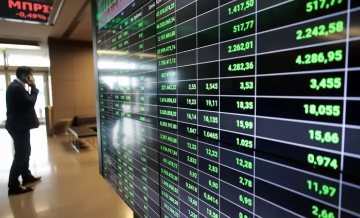 Συγκρατούν και σήμερα οι τράπεζες το ΧΑ, βαρίδια Πειραιώς και Alpha Bank