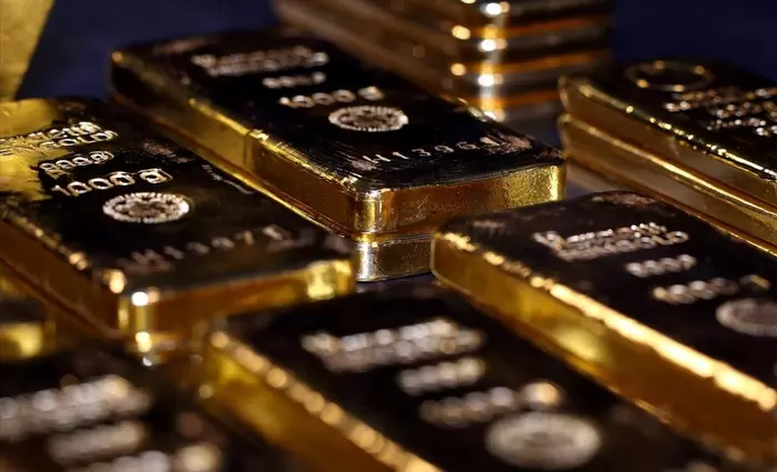 Στα 2.100 δολάρια βλέπει το χρυσό η UBS