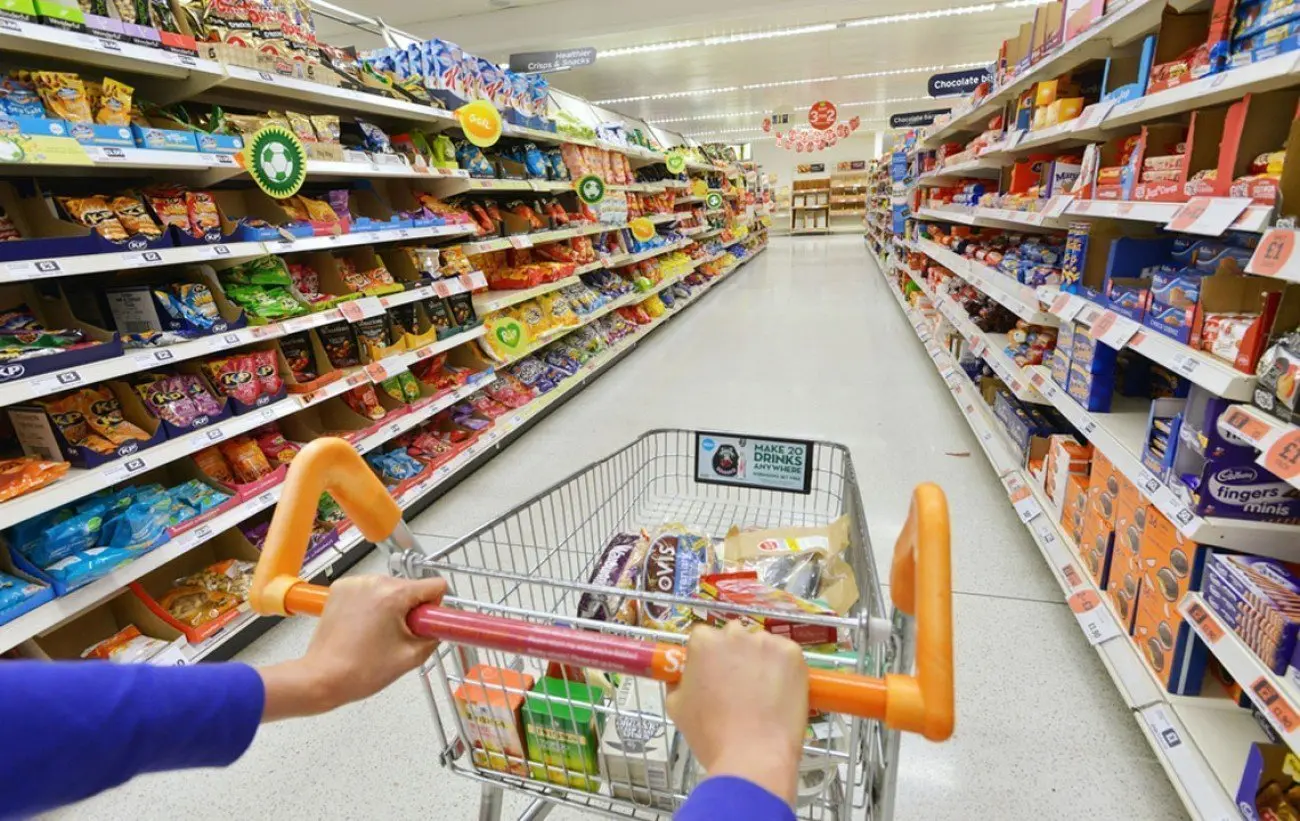 Σκαμπανεβάσματα στις τιμές βασικών καταναλωτικών αγαθών