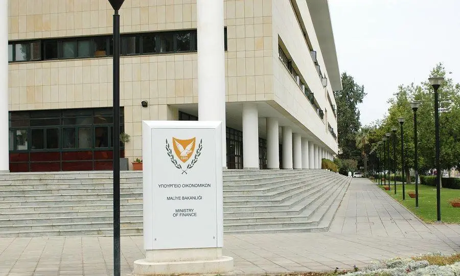 Τη Δευτέρα η τελική θέση της Κυβέρνησης για χαμηλόμισθους στο Δημόσιο