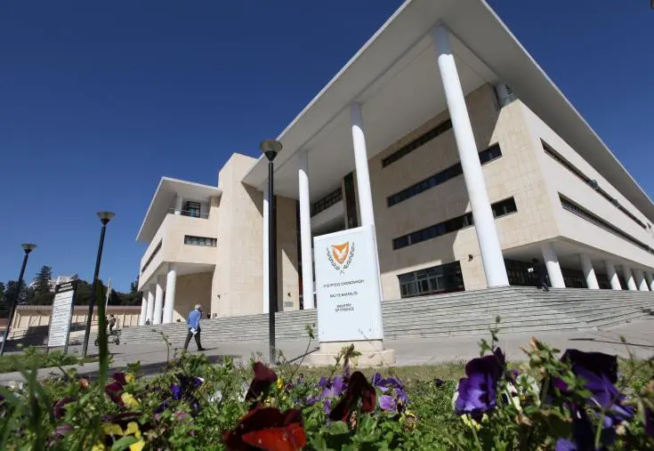 Μόνιμους υπαλλήλους προσλαμβάνει το Υπουργείο Οικονομικών