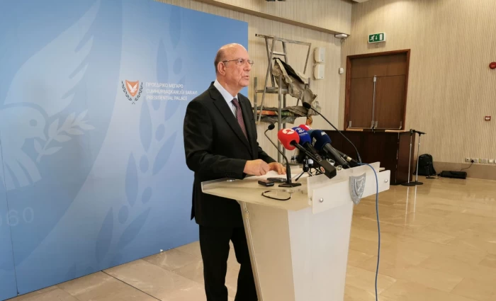 Παρουσιάστηκε ο προϋπολογισμός του 2027 στην Επιτροπή Οικονομικών - Τι δήλωσε ο ΥΠΟΙΚ μετά τη συνεδρία