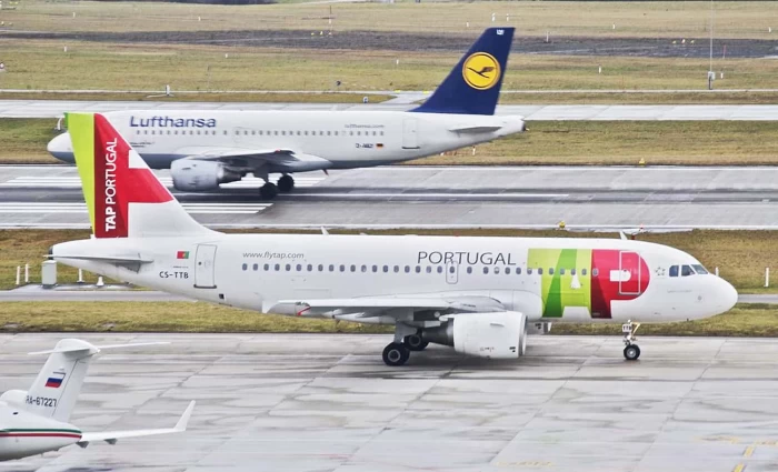 Lufthansa: Φαβορί για την εξαγορά ποσοστού έως 44,9% της πορτογαλικής TAP