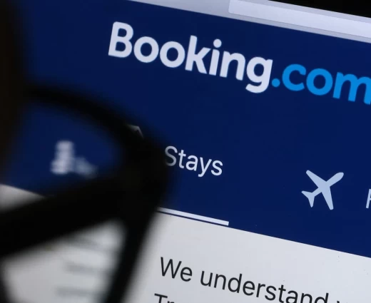 Booking.com: Έρευνα της Κομισιόν για ψεύτικες καταχωρίσεις και απάτες