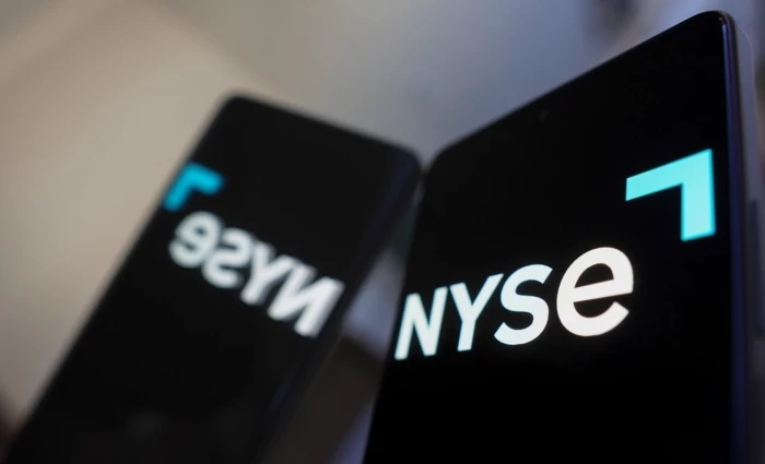 Wall Street: Ισχυρές πιέσεις στις τεχνολογικές μετοχές με Meta και Tesla στο επίκεντρο