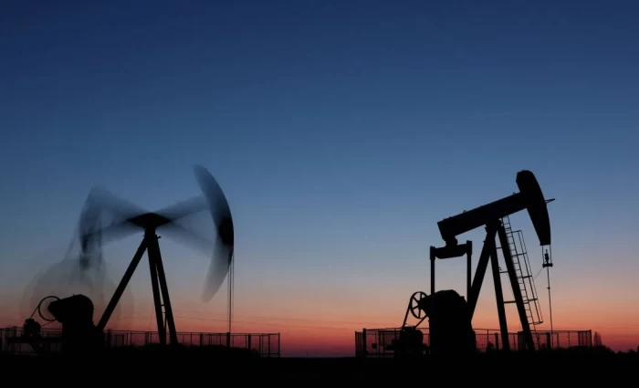 Brent πάνω από τα $114 – Το γεωπολιτικό ασφάλιστρο κινδύνου και τα σενάρια της αγοράς