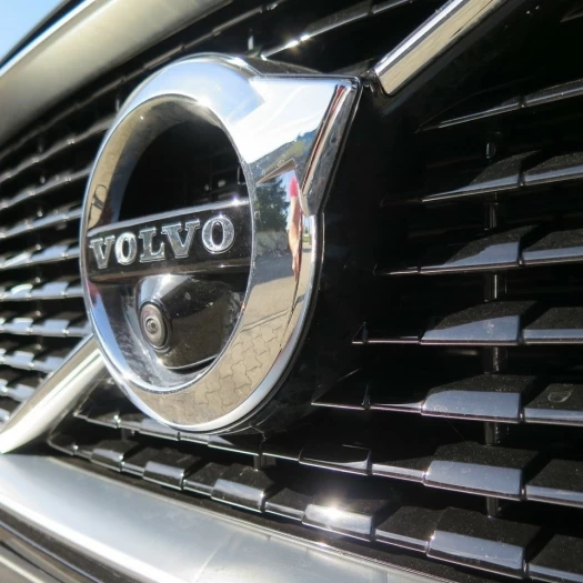 Volvo: Νέες απολύσεις 2.500 εργαζομένων – Κατάρρευση άνω του 40% στις πωλήσεις στην Κίνα