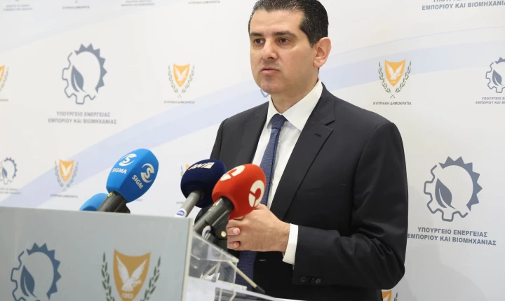 Πράσινο για νέο πλαίσιο εγγραφής εταιρειών ξένων συμφερόντων – Υποχρεωτική έκθεση απασχόλησης