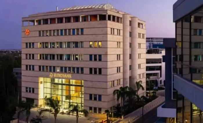Eurobank: Ολοκληρώθηκε η εξαγορά του 100% της Eurolife Life