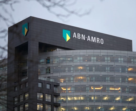 ABN Amro: Το Δημόσιο μειώνει τη συμμετοχή 10,5% – Ανοίγει ο δρόμος για ιδιωτικοποίηση