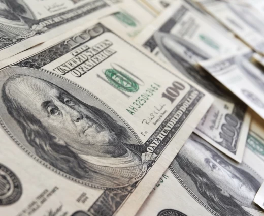 Σε νέο υψηλό έτους το δολάριο: Ο πόλεμος ΗΠΑ-Ιράν ενισχύει το ασφαλές καταφύγιο