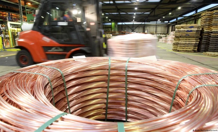 Χαλκός: Υποχωρούν οι τιμές – Η αβεβαιότητα για τις διαπραγματεύσεις ΗΠΑ – Ιράν «ρίχνει» τα μέταλλα