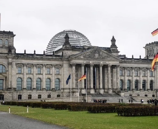 Bundestag: Ψήφισε μέτρα για την συγκράτηση των τιμών στα καύσιμα