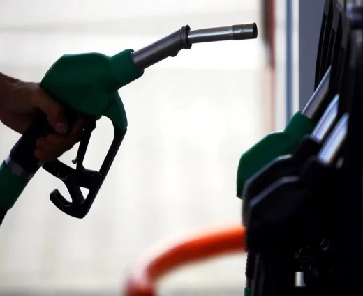 Λ. Αριστοδήμου: Έλλειψη διαφάνειας και αισχροκέρδειας στις τιμές των καυσίμων