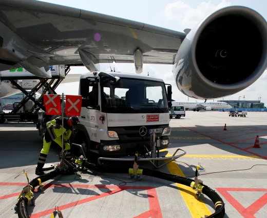 Ευρώπη: Ελλείψεις καυσίμων για αεροσκάφη σε τρεις βδομάδες